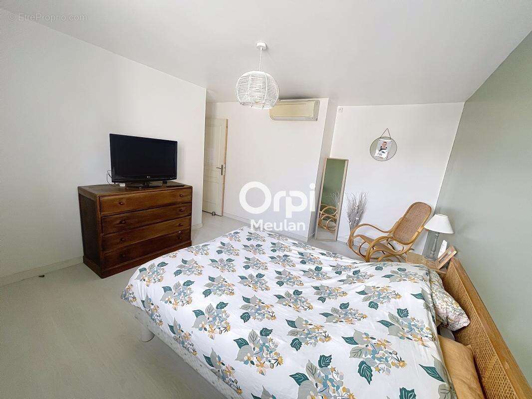 Maison à LES MUREAUX