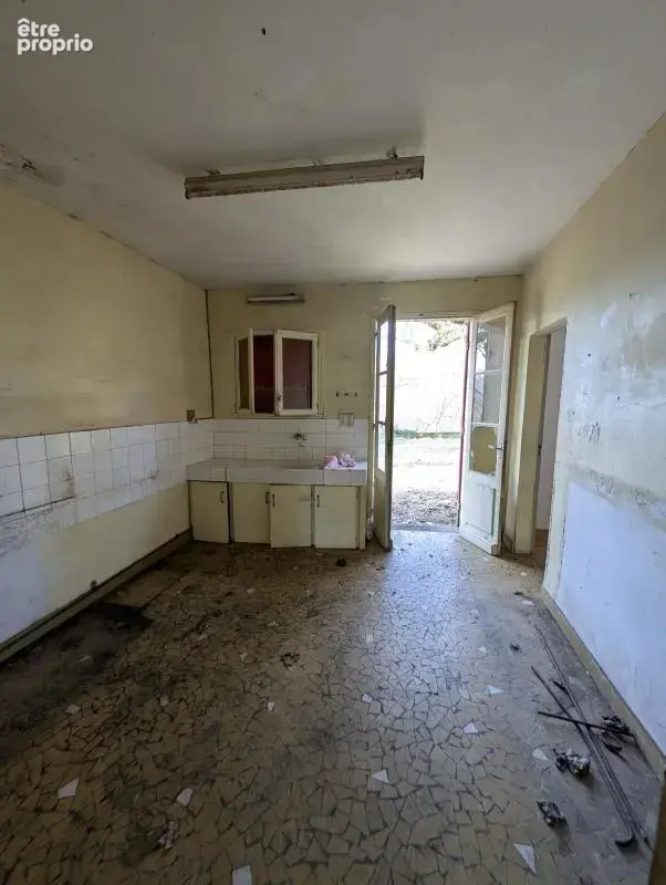 SALLEBOEUF Maison à rénover 90m² sur 567m² de parcelle 125 000€ - photo 4