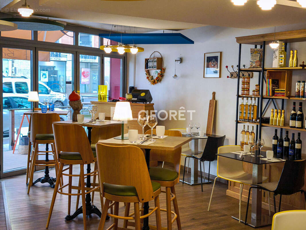 Commerce à LE PUY-EN-VELAY