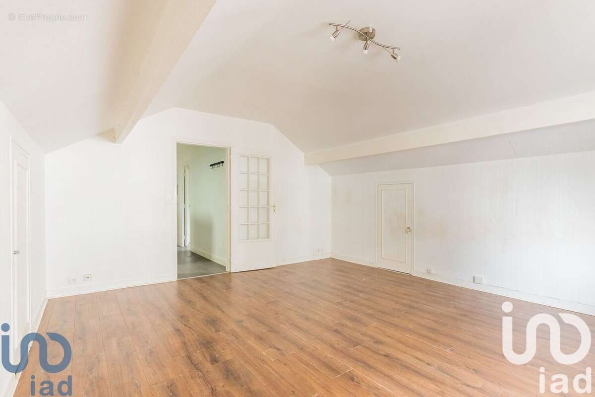 Photo 4 - Appartement à SAVIGNY-SUR-ORGE