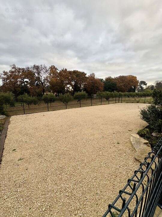 Maison à ROCHEFORT-DU-GARD