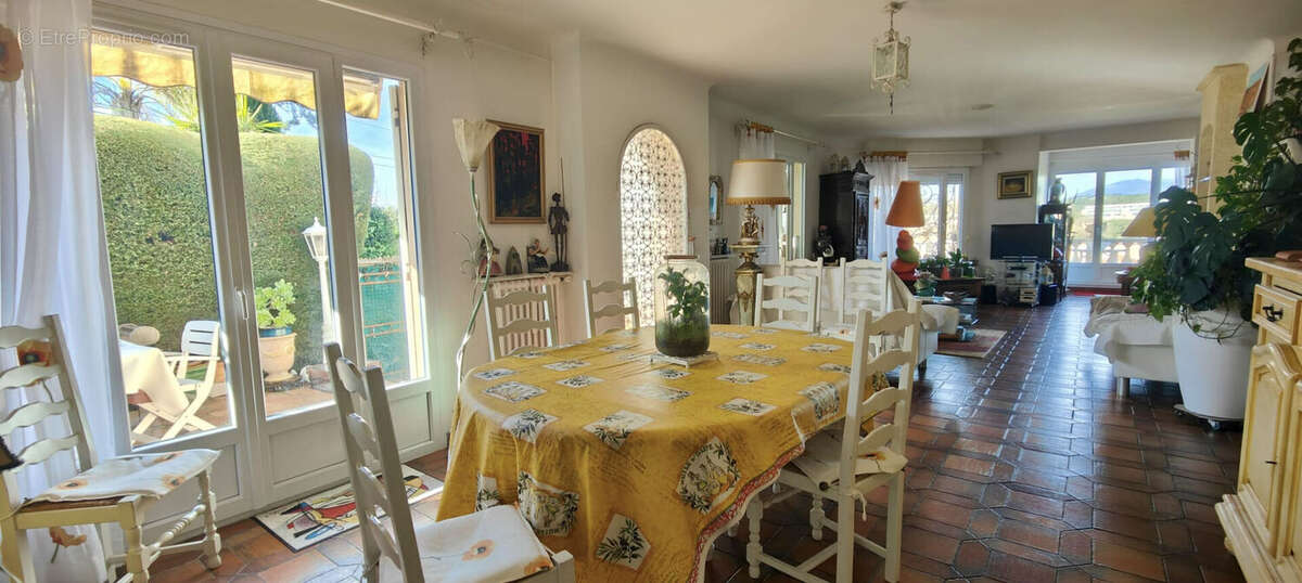 Maison à ANTIBES