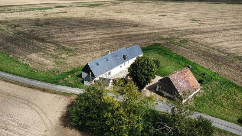 Maison à DIGNY