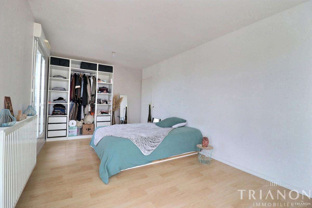 A vendre sur Trappes : Duplex d’exception 115 m² – Terrasses plein Sud – 4 chambres – 2 parkings - photo 6