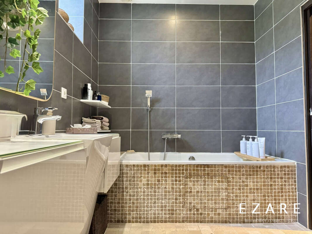 Maison à NUITS-SAINT-GEORGES