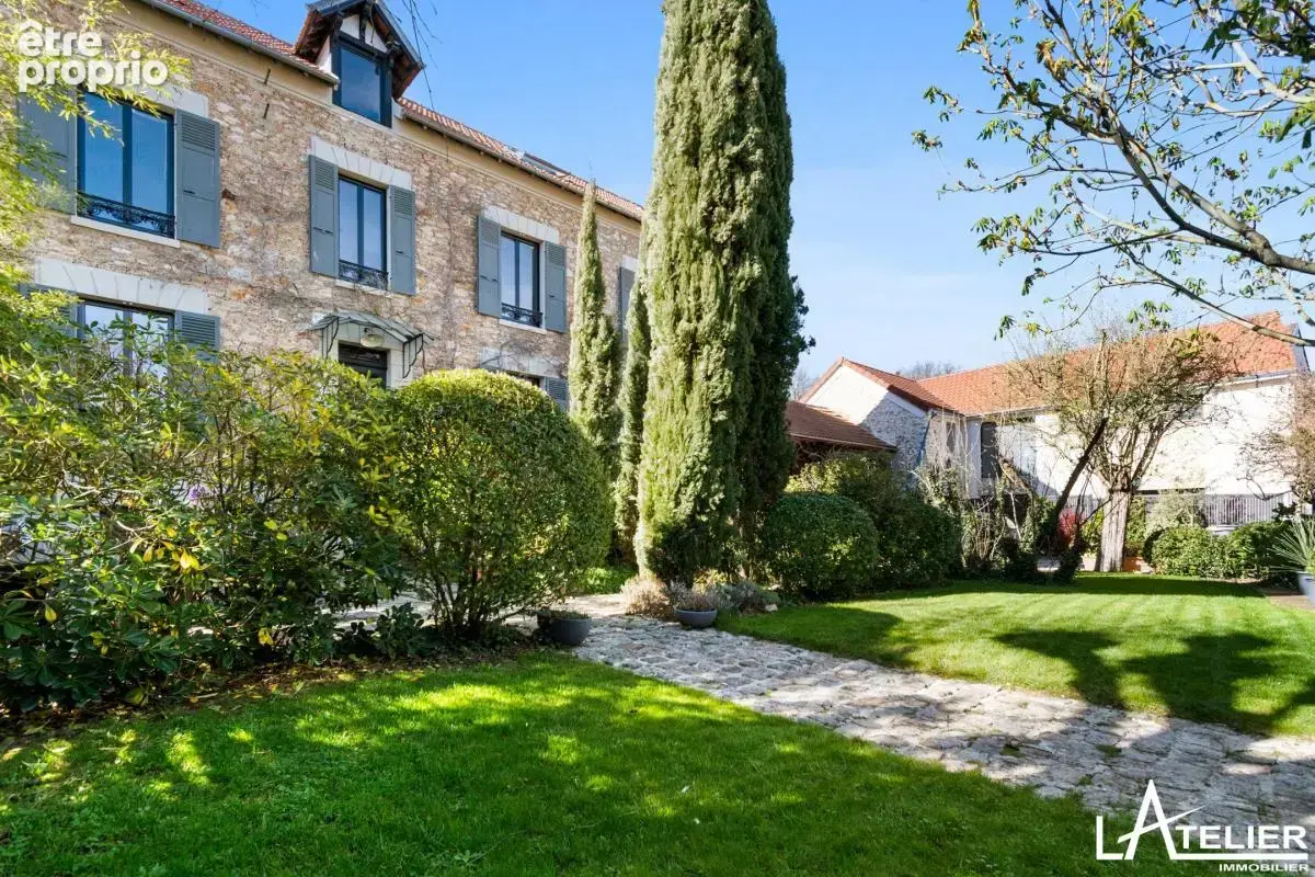Photo Maison à Orgeval au prix de 1 080 000€