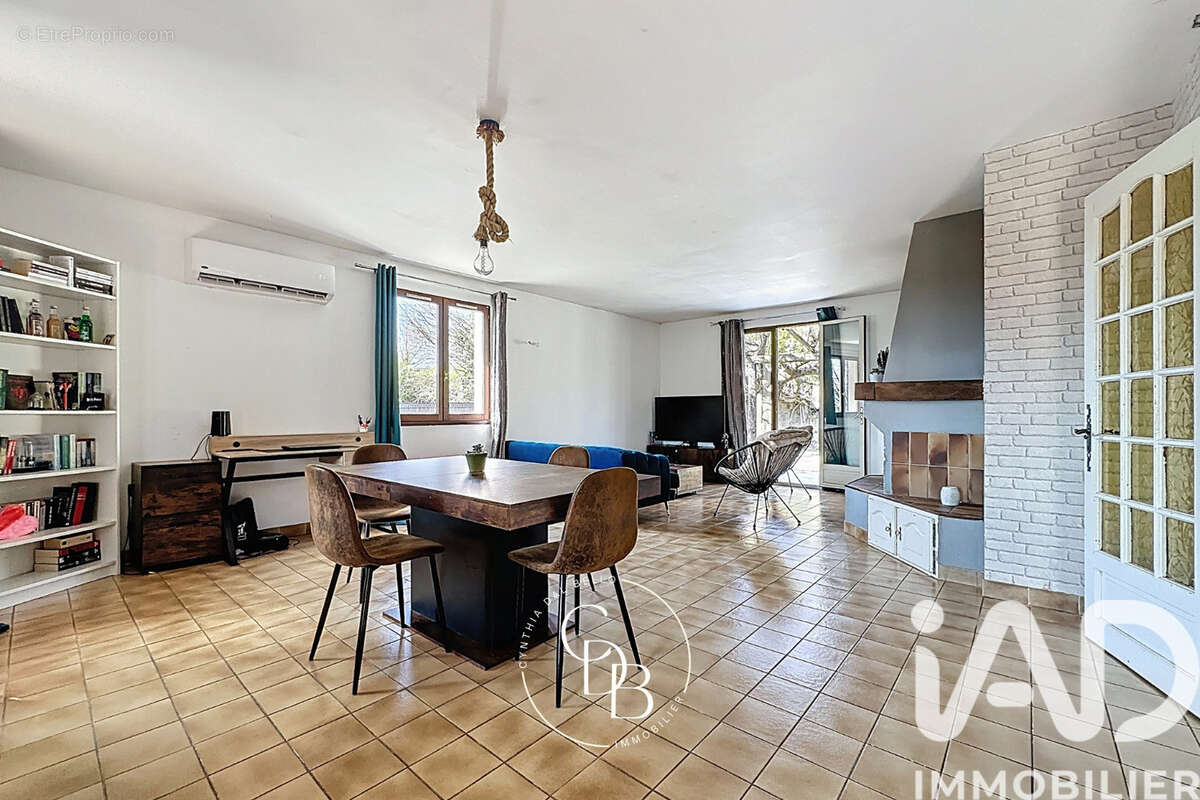 Photo 3 - Maison à BAGNOLS-SUR-CEZE