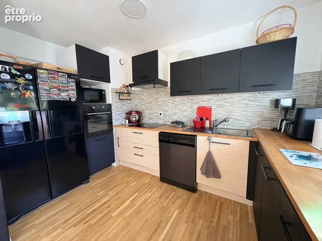 Appartement T3 lumineux avec balcon, garage et parking - photo 6