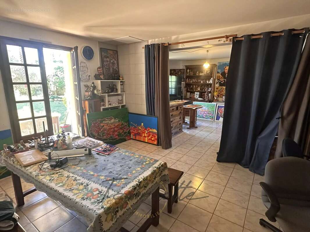 Maison à CHATEAUNEUF-DU-RHONE