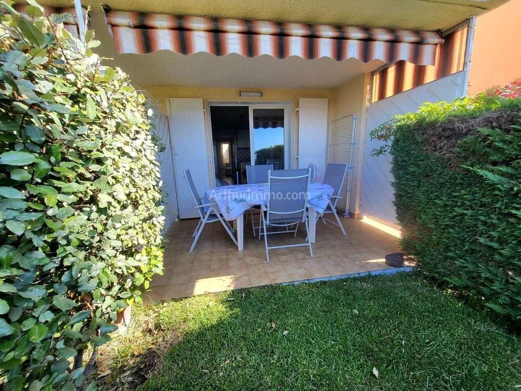 Vente Appartement (83530) 280 000ï¿œ - photo 2