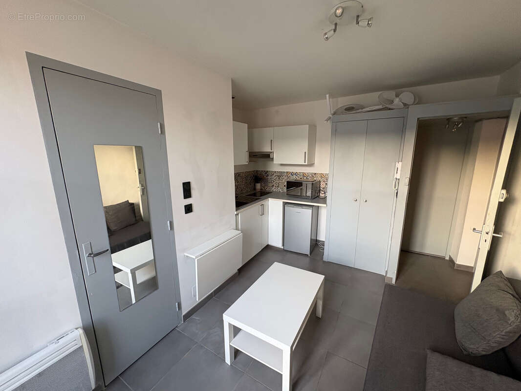 Studio rénové, meublé et libre   fort potentiel locatif Boutonnet - photo 7