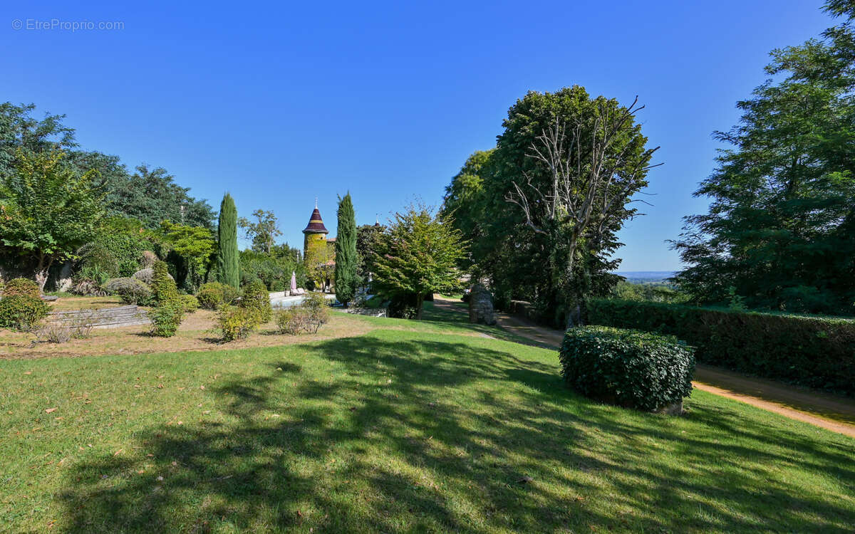 Maison à MARCILLY-D&#039;AZERGUES