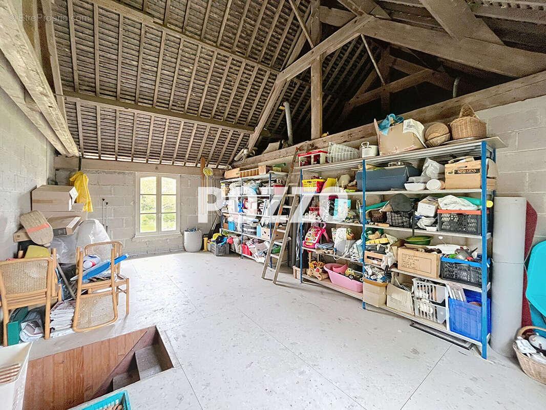 Maison à SAINT-PIERRE-DE-SEMILLY