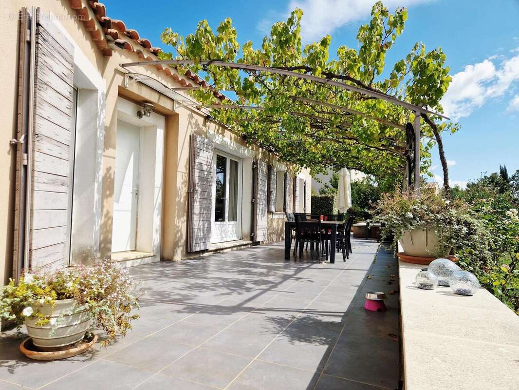 Photo 2 - Maison à GARGAS