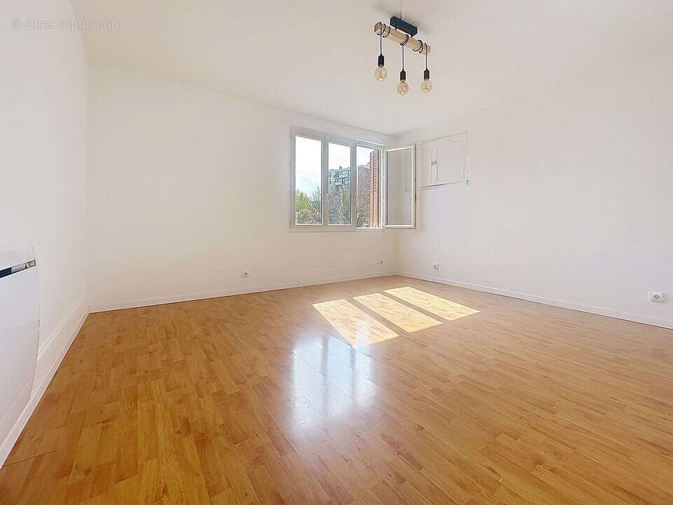 Appartement à VILLIERS-SUR-MARNE