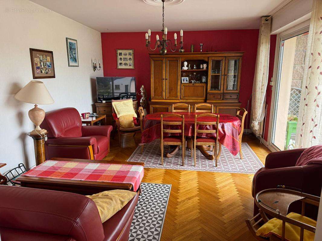Maison à PLUVIGNER