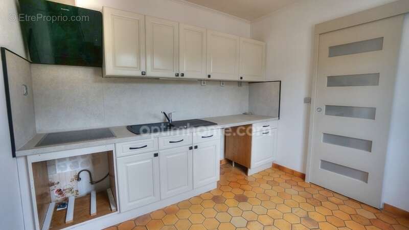 Maison à VERNEUIL-EN-HALATTE