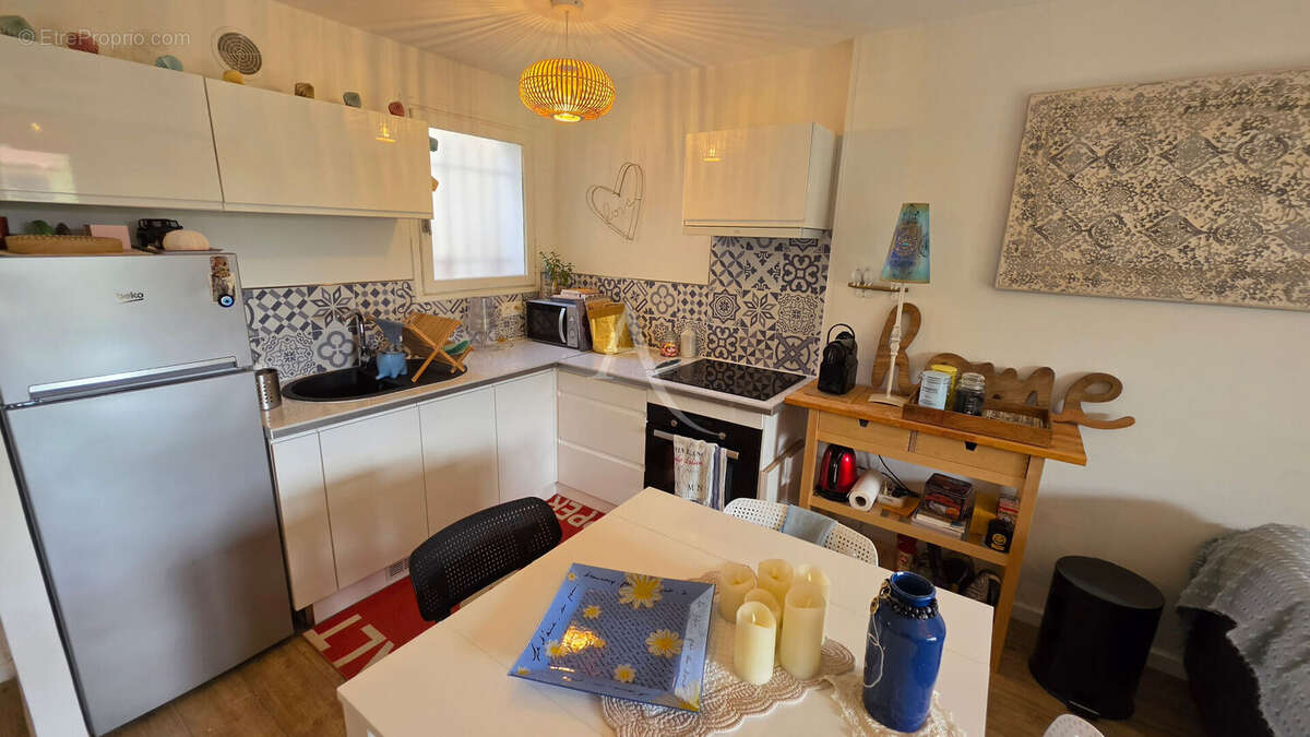 Appartement à CARQUEIRANNE