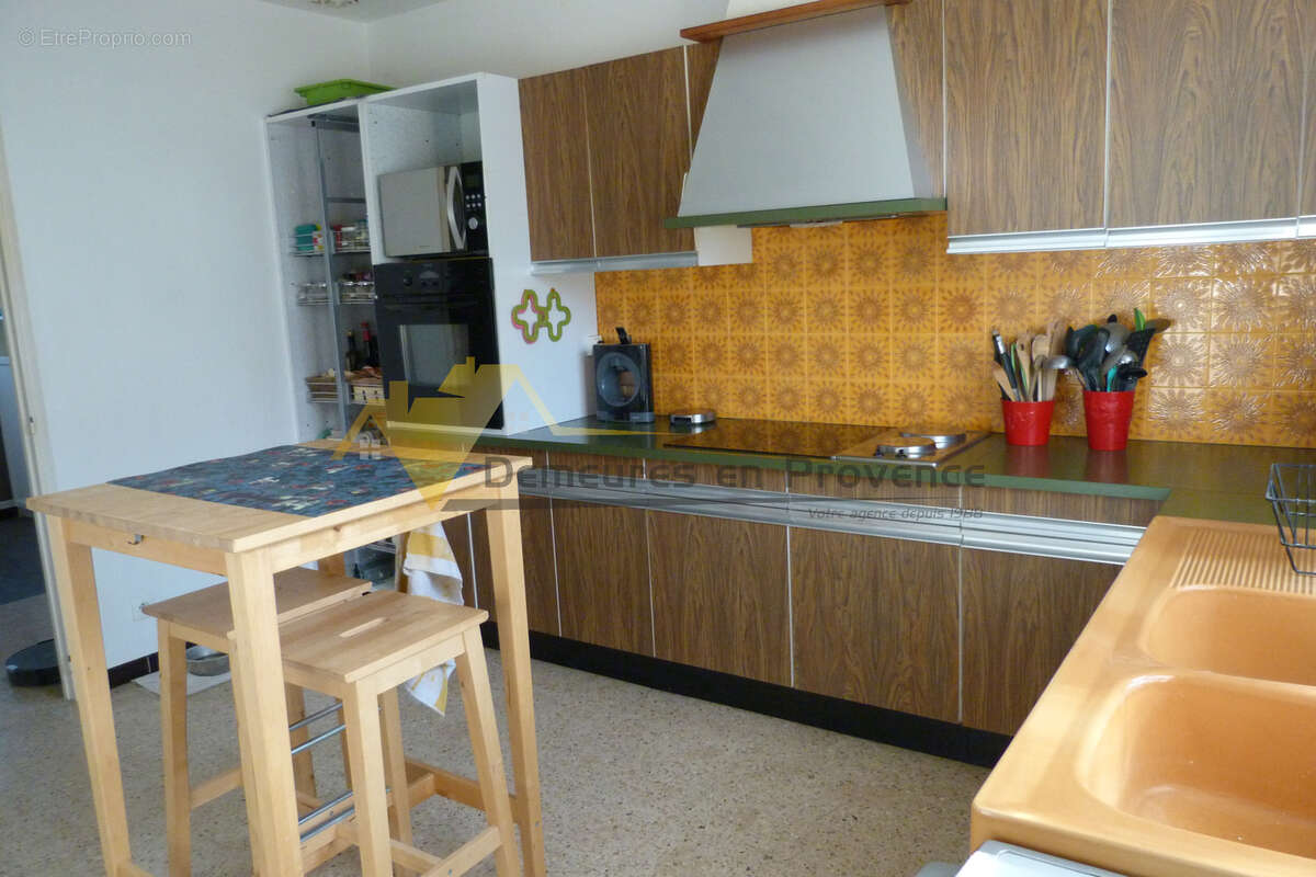 À investir sur Vaison-La-Romaine : maison de 97m2 avec 4 pièces - photo 10
