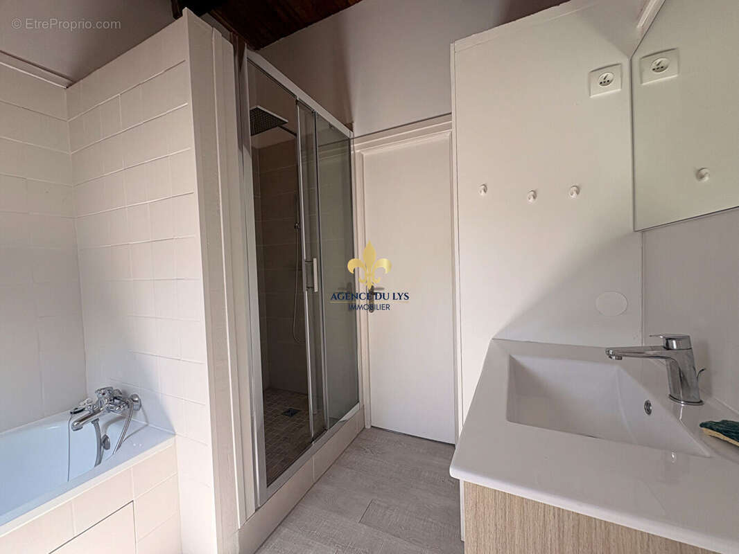 Appartement à GOUVIEUX