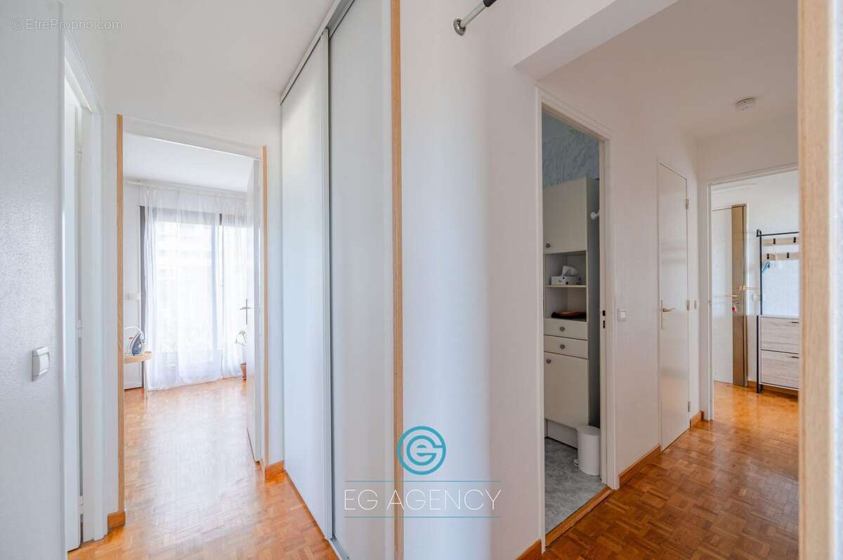 Appartement à MARSEILLE-9E