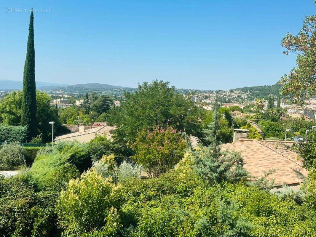 A vendre, Manosque, Maison Familiale 6 Chambres – 159 m²  Calme, Vue Dégagée & Fort Potentiel - photo 24