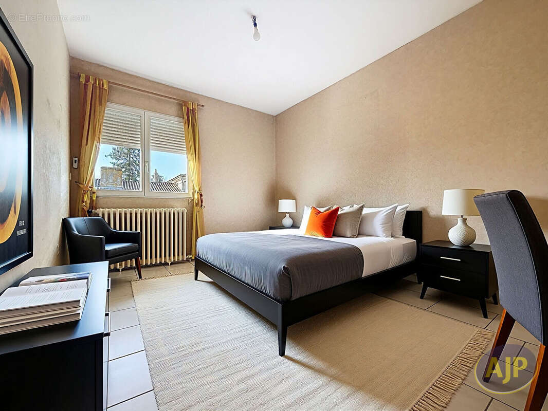 Maison à CUBZAC-LES-PONTS