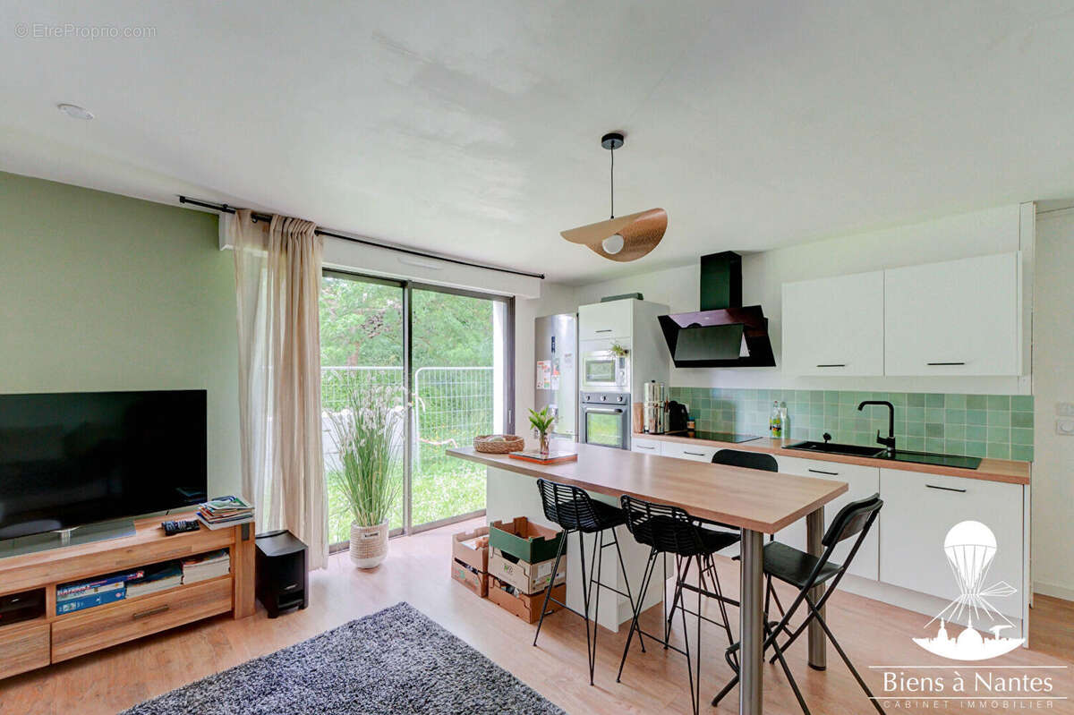 Appartement à INDRE