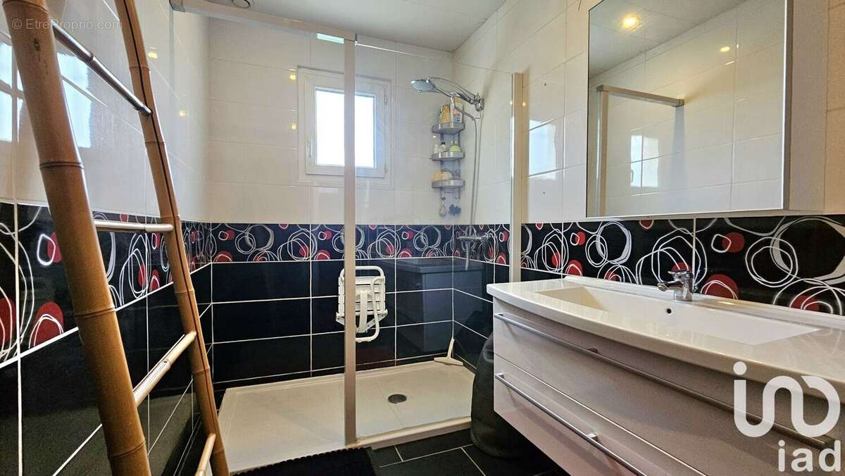 Photo 9 - Maison à LA FRANCHEVILLE