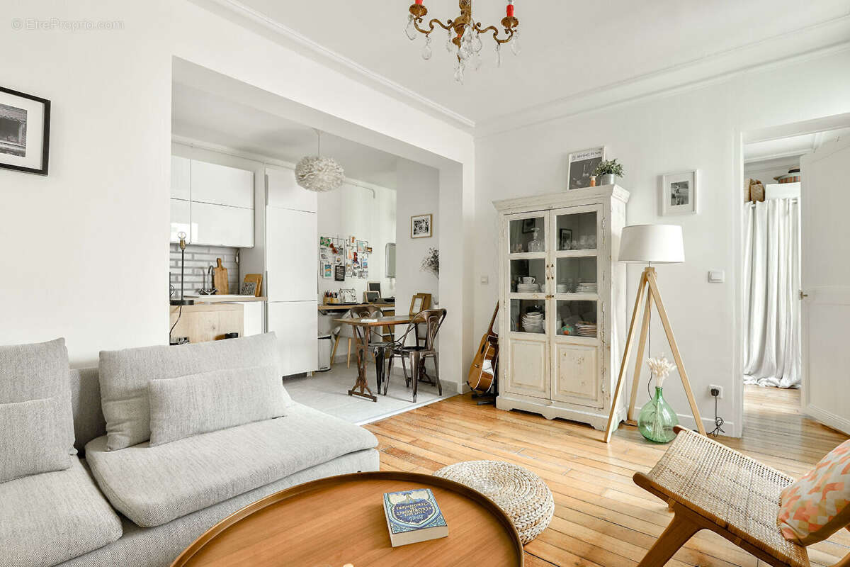 Appartement à PARIS-11E