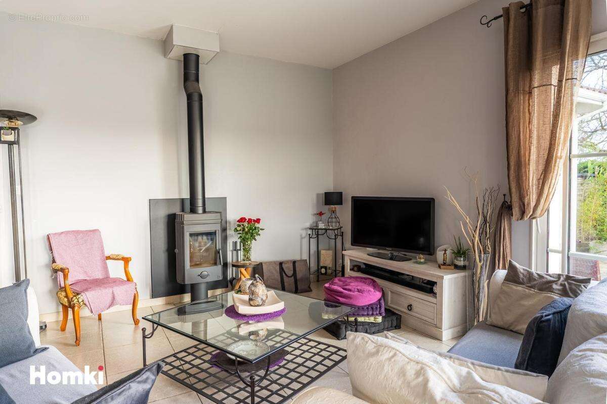 Maison à SAINTE-EULALIE