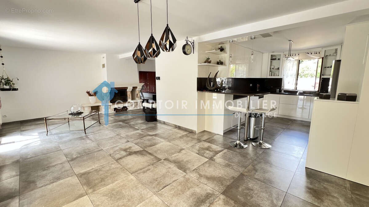 Maison individuelle avec piscine chauffée - photo 13