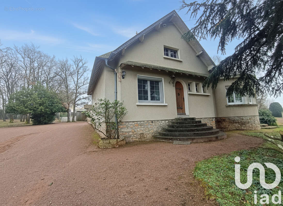 Photo 2 - Maison à SAINT-VARENT