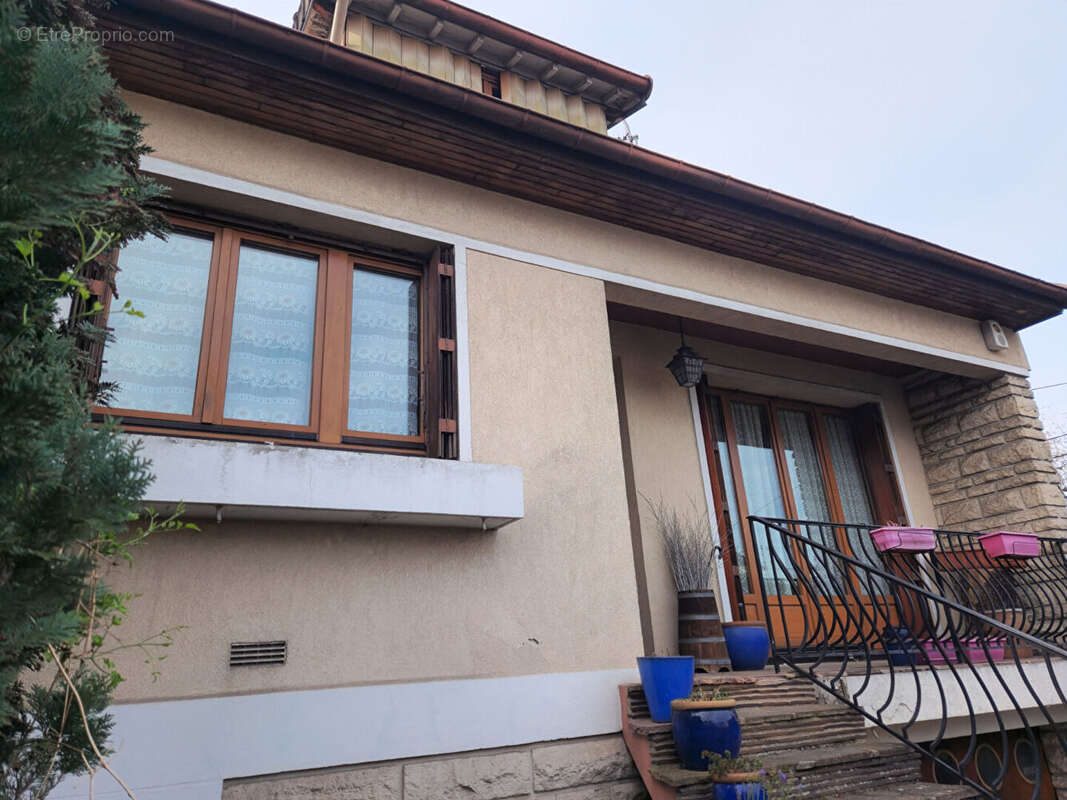 Maison à VILLEMOMBLE