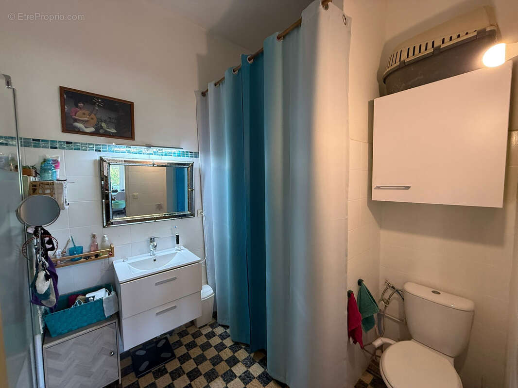 Appartement à LAURENS