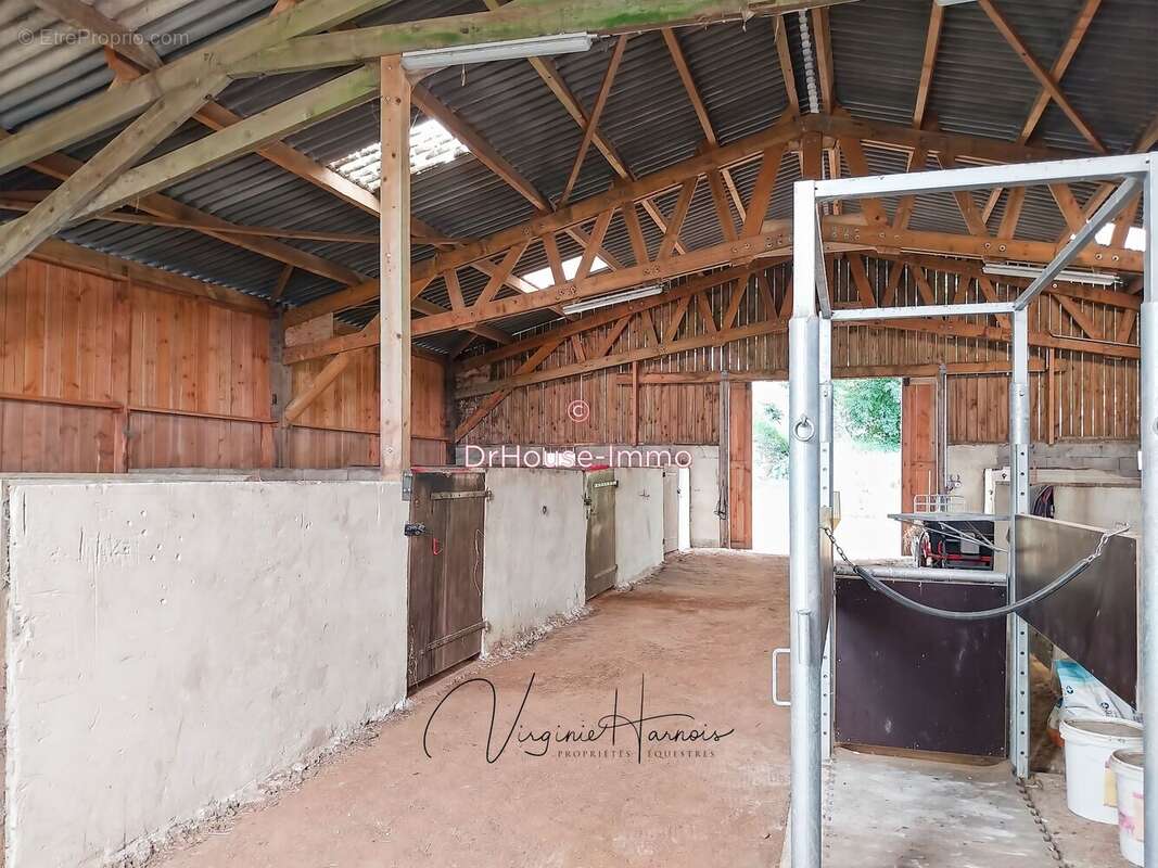 Maison 152 m² à Rostrenen  - photo 27