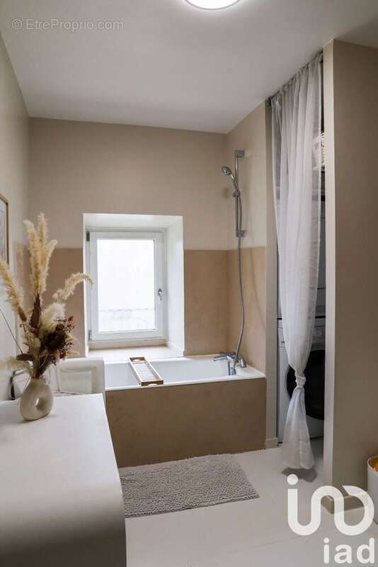 Maison 110 m² à Senlisse  - photo 9