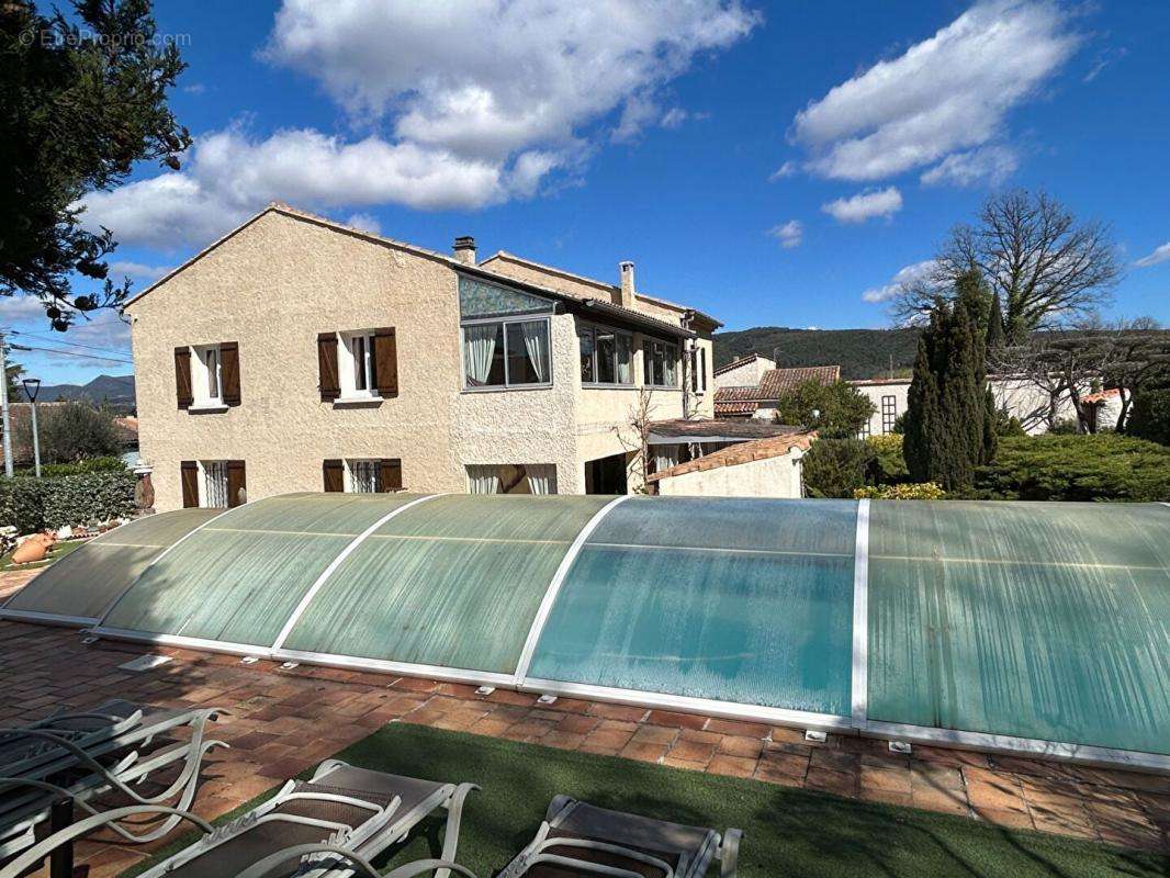 Maison à VAISON-LA-ROMAINE