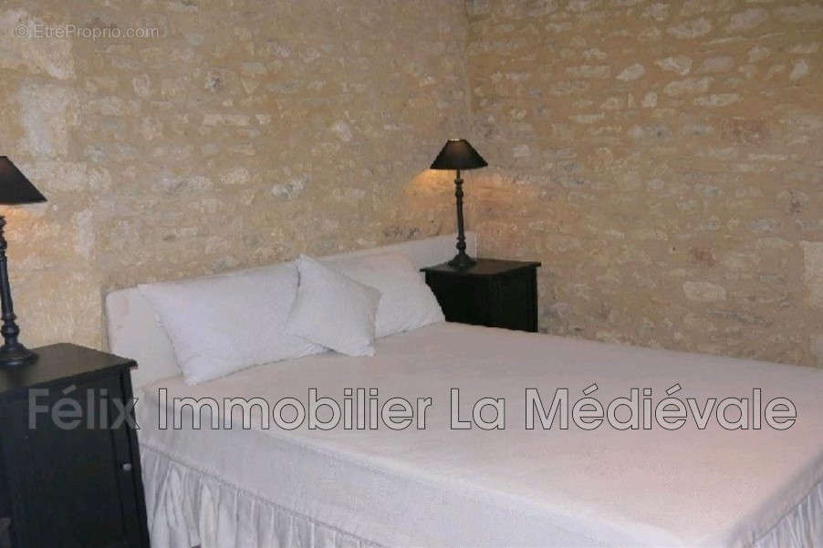 Maison à CASTELNAUD-LA-CHAPELLE