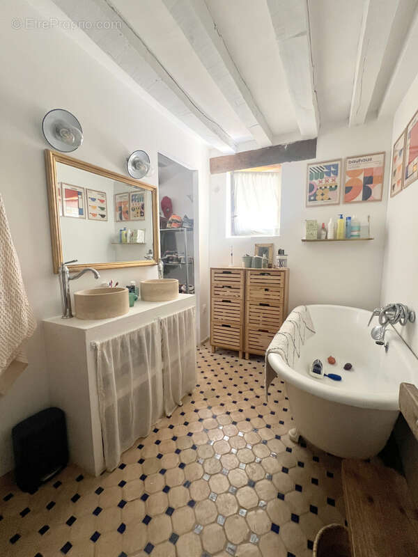 Maison à HOUDAN