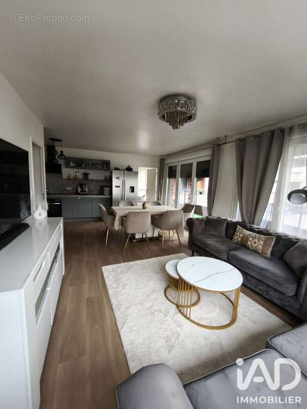 Appartement 81 m² à Noisy-Le-Sec  - photo 3