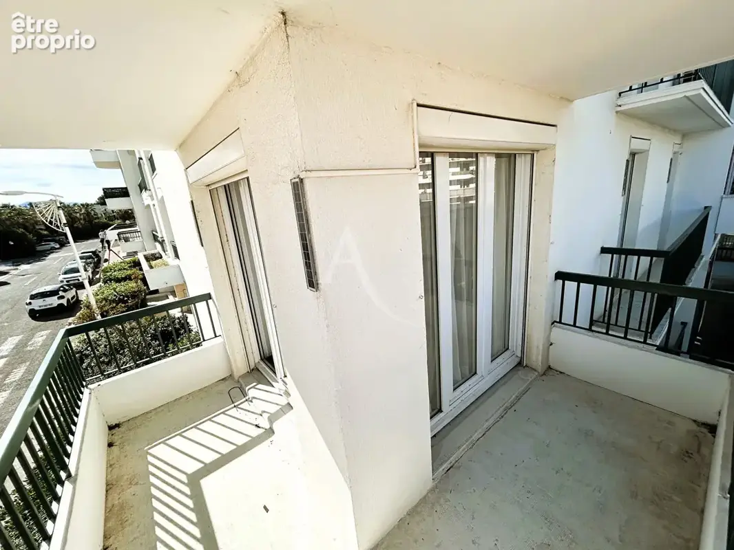 Vaste appartement Perpignan 3 pièces, double balcon et cave secteur Verte Feuille - photo 5