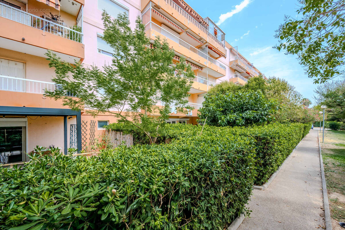 Appartement à HYERES