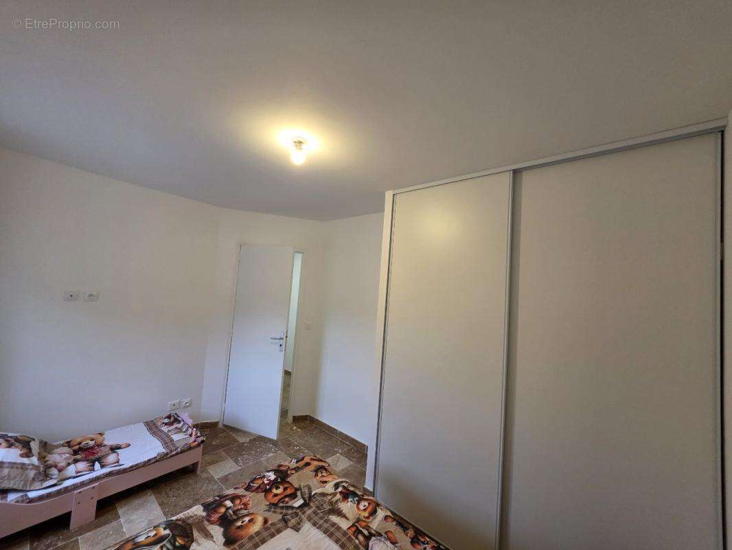 Maison à SAINT-MARCEL