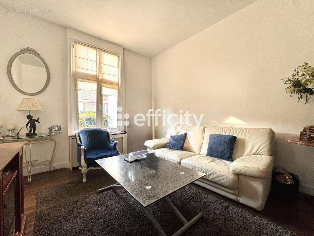 Maison 60 m² à Romainville  - photo 5