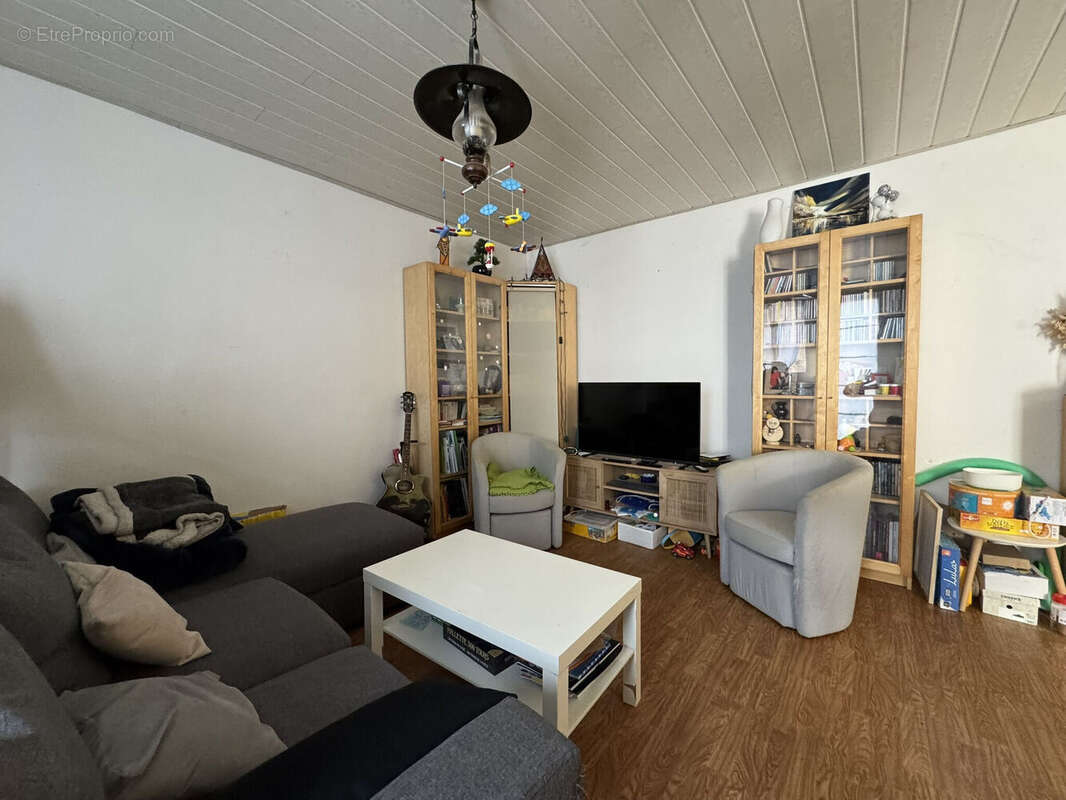 Photo 2 - Maison à AMPLEPUIS