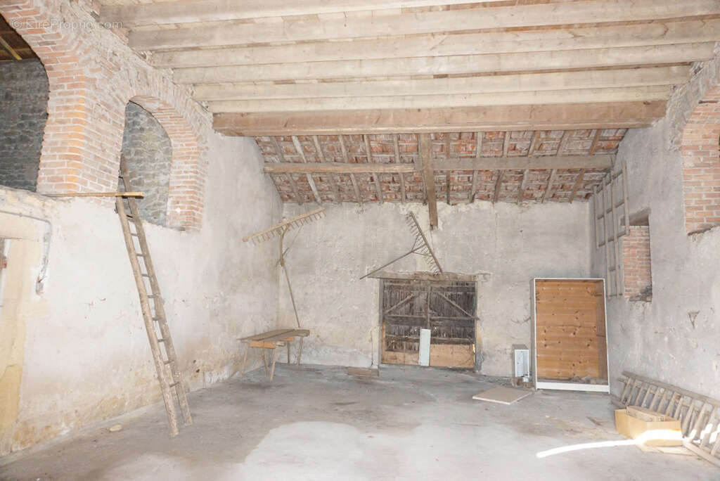 Maison à PARAY-LE-MONIAL