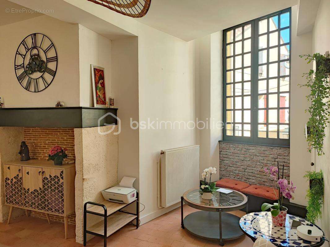 Très beau  duplex au  coeur de Bergerax meublé- 2 chambres - photo 4
