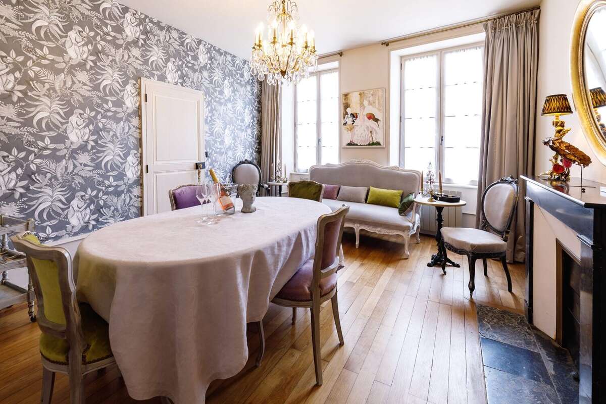 Maison à LA CHARITE-SUR-LOIRE