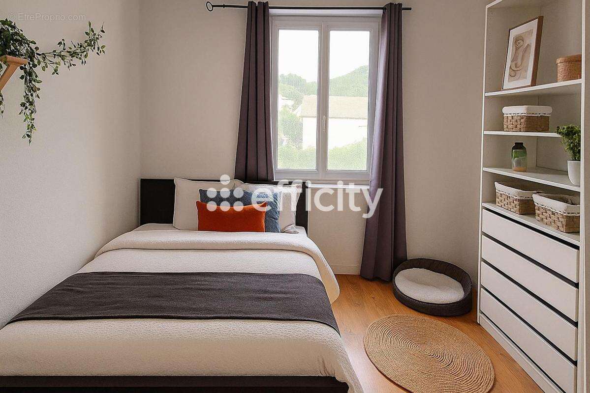 Appartement à CONDRIEU